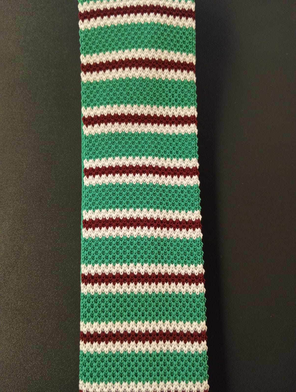 CORBATA CROCHE RAYAS VERDES