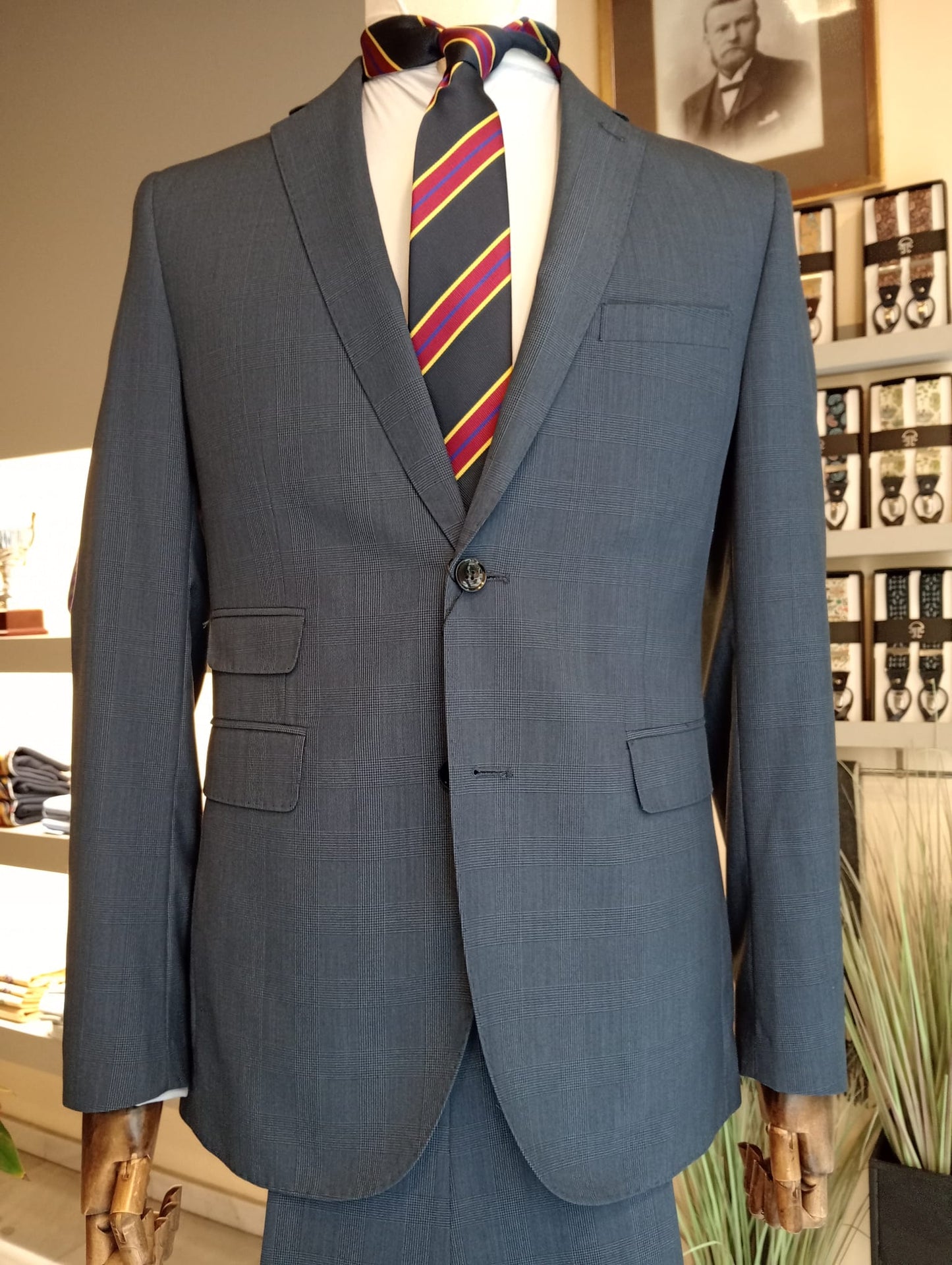 Traje Príncipe de Gales azul