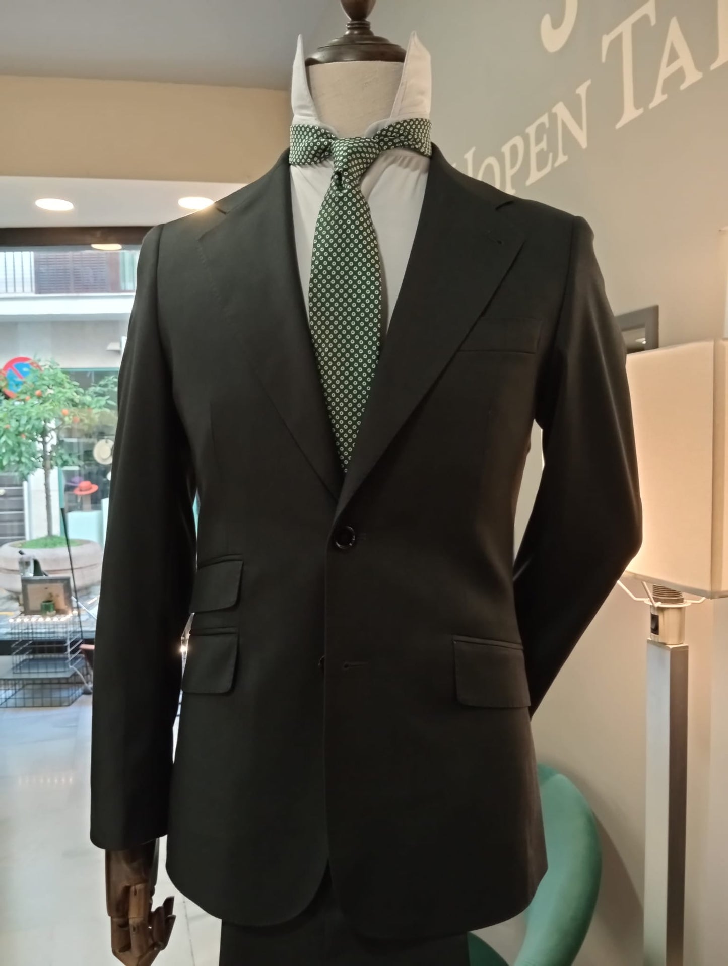 Traje gris marengo