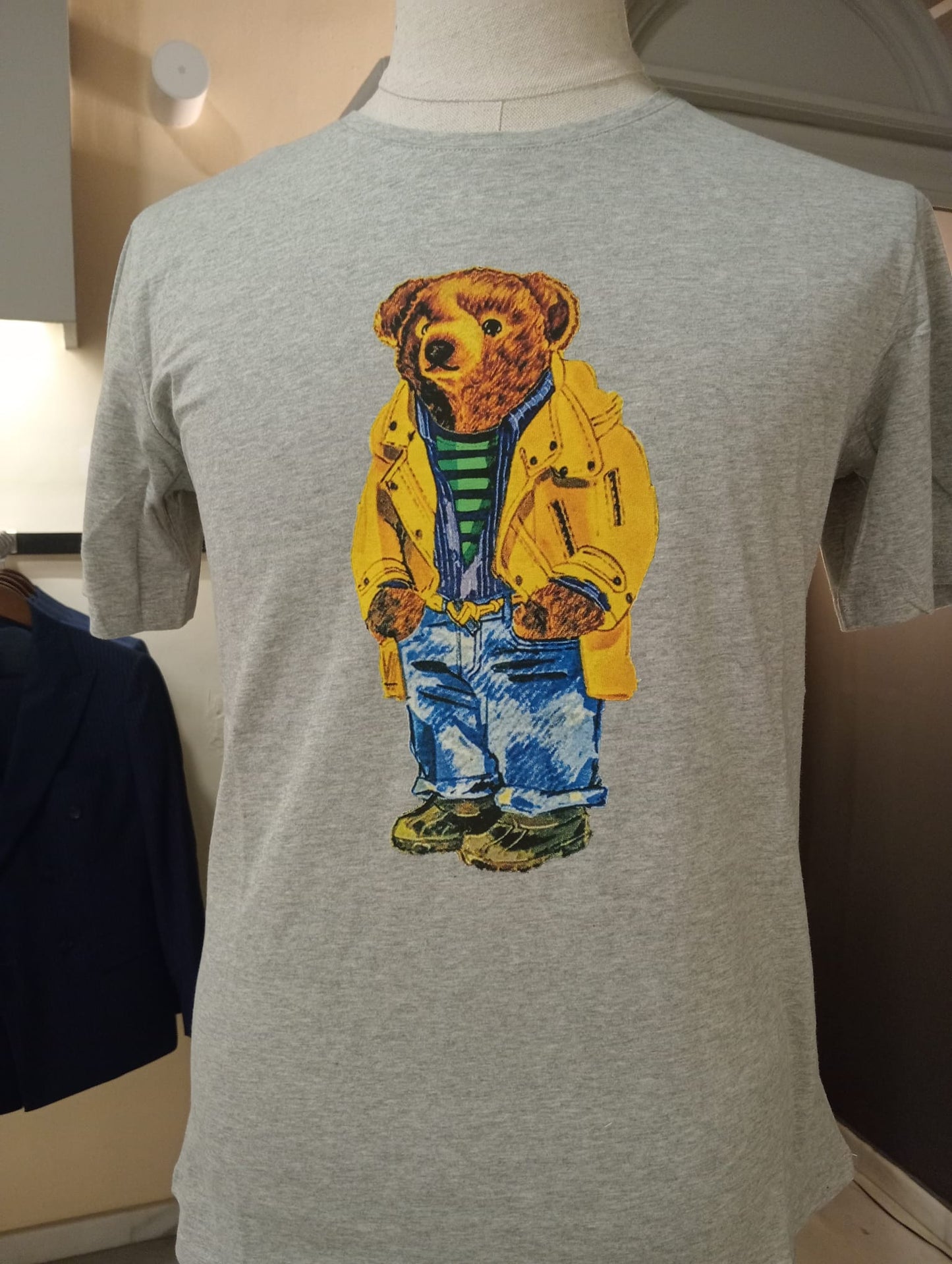 camiseta oso gris