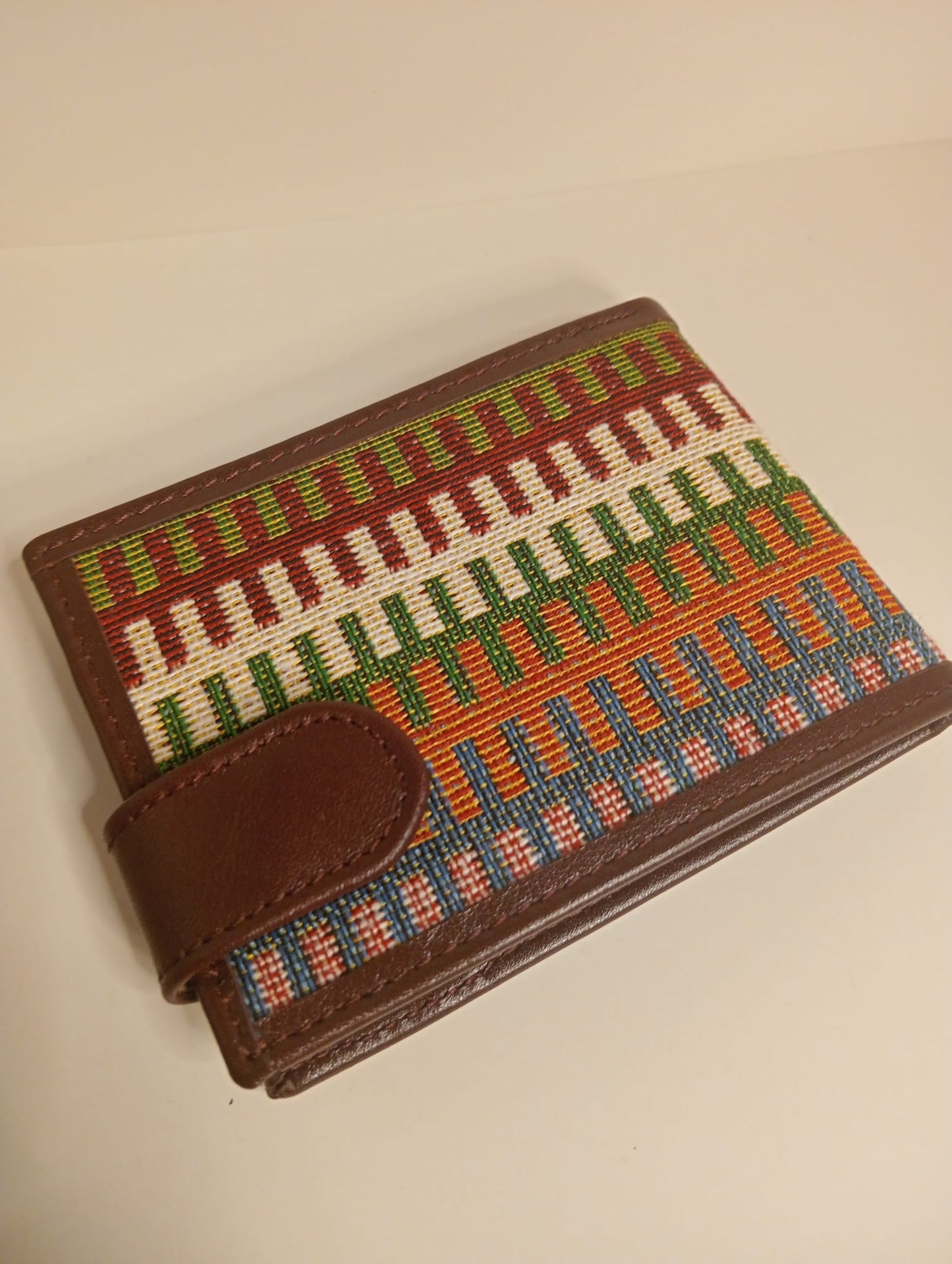 Cartera étnica multicolor