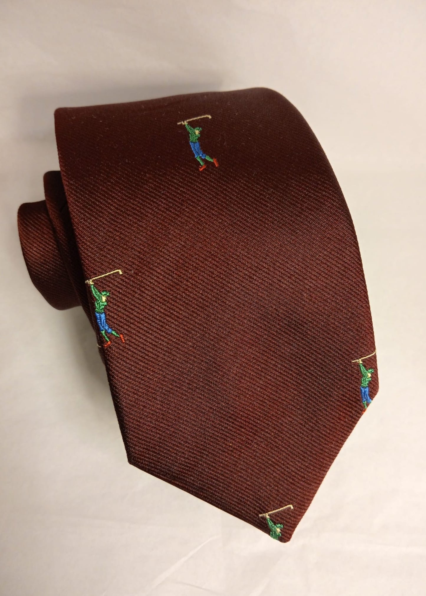 Corbata Golf burdeos