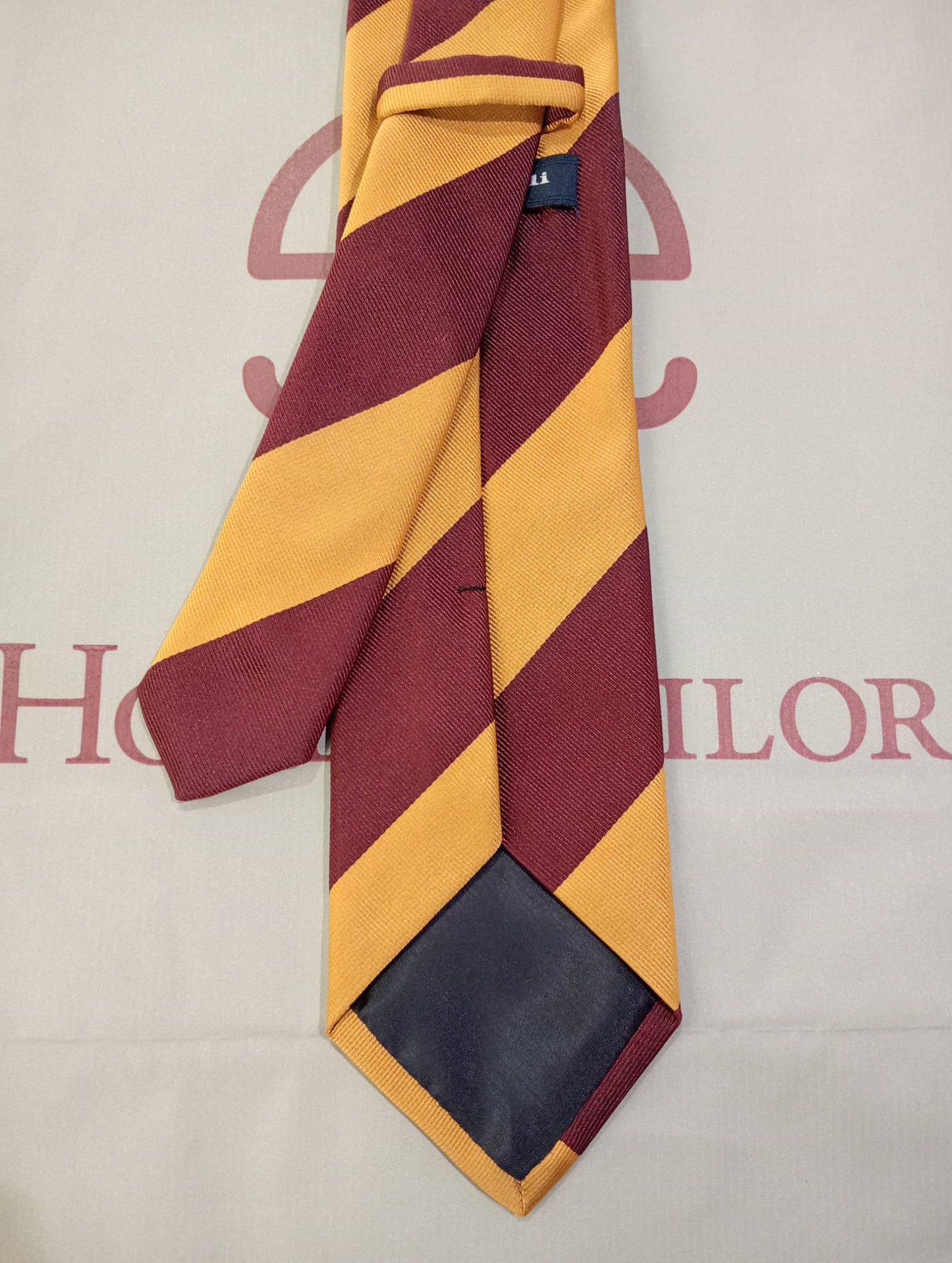 Corbata Roma