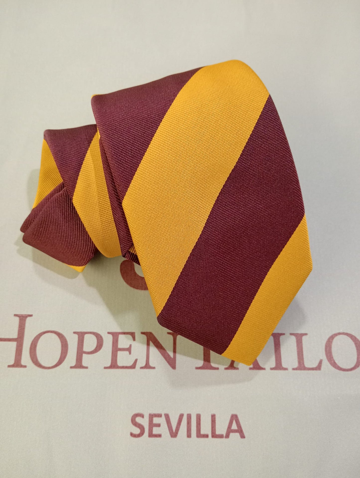 Corbata Roma