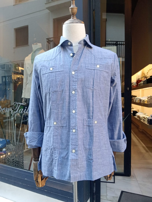 Guayabera azulona